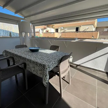 Apartment Casa A 10m Dal Mare Trani